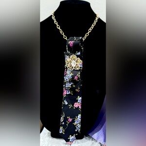 Floral Tie Necklace